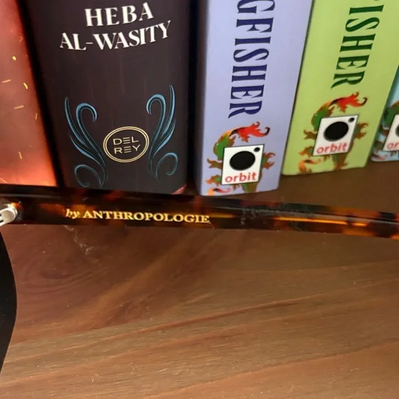 Anthropologie Tortoiseshell Sunglasses Arm with Gold Logo - Picture 2 of 4